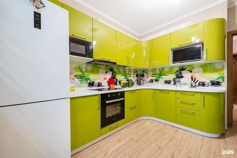 кухни красное село. каталог кухонных гарнитуров. кухня валерия м угловая гранатовый металлик. магазин кухонька в нижневартовске. кухни на заказ в нижневартовске.