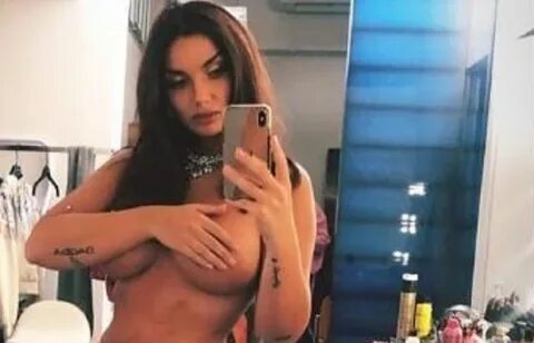 Capodanno senza veli per Afrojack ed Elettra Lamborghini: 'Io e lui tu...
