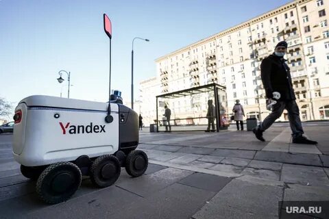 Робот доставщик в москве видео