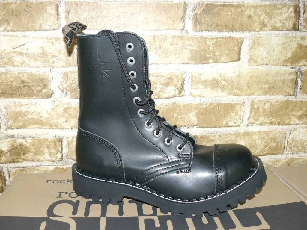 Берцы камелот гриндерс. Камелоты гриндерсы мартинсы. Ботинки grinders camelot steel зима. Ботинки camelot grinders. Гриндера обувь.