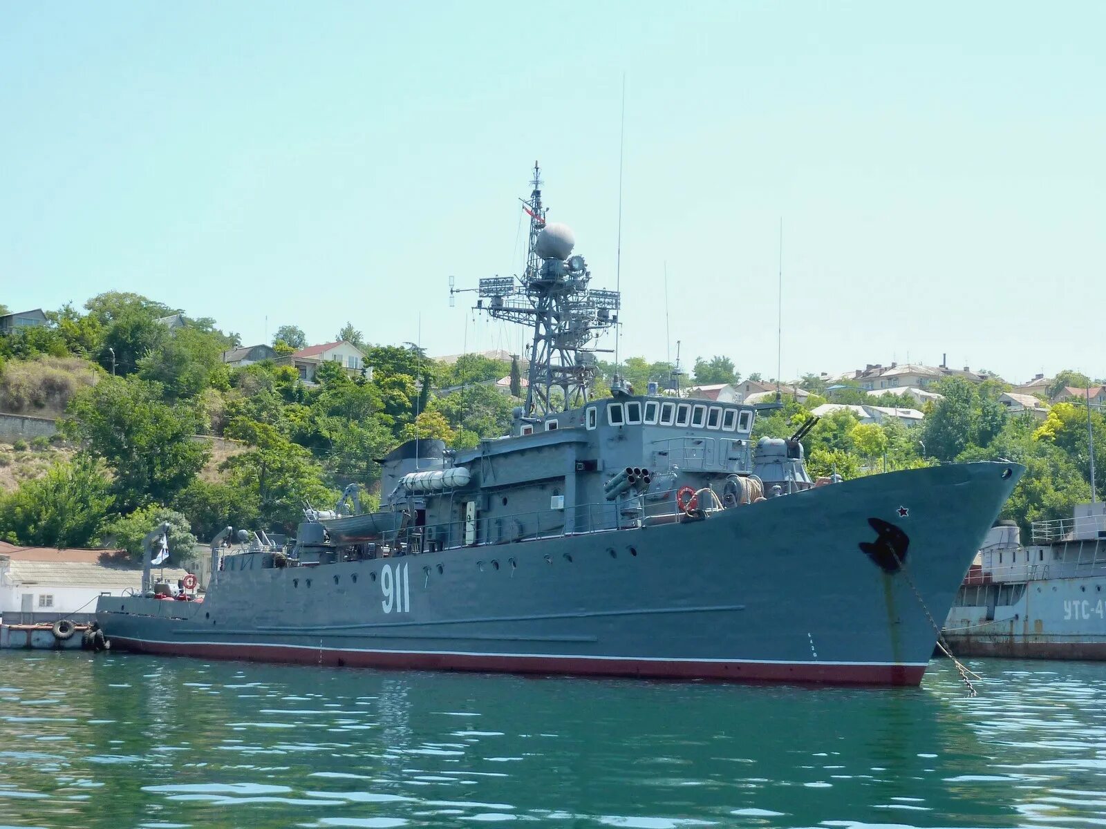 Голубцу и катерникам овра. К. Морской тральщик ковровец. Голубец севастополь. Ивана голубца 45.