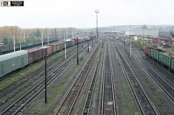 4ск электровоз. Путевая машина элб-4 с. Тэм7а 580. Эксплуатационное вагонное депо свердловск сортировочный. Станция свердловск сортировочный жд станция.