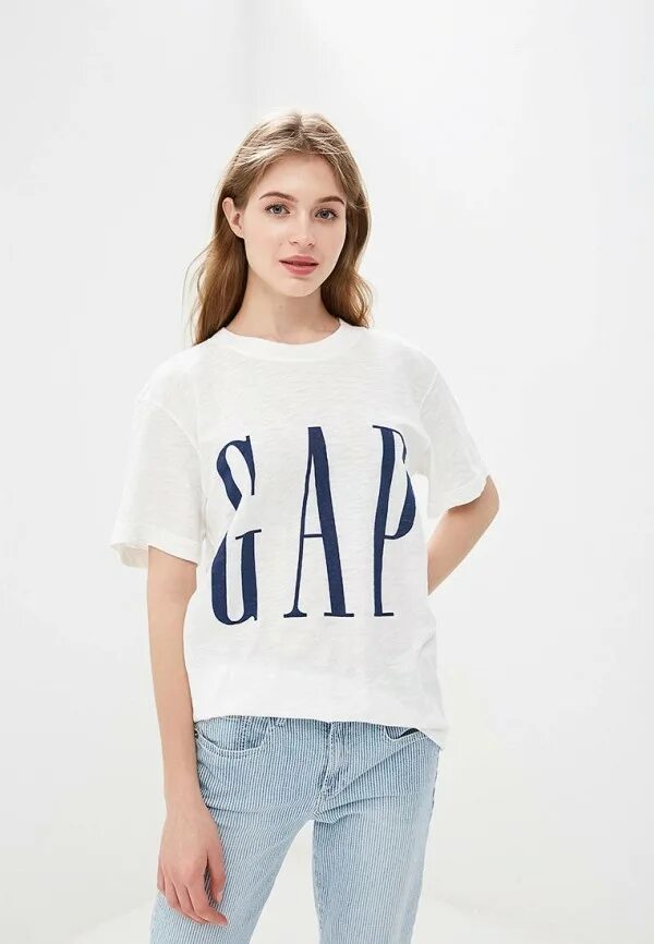 Белая футболка gap. Футболка gap женская. Женские футболки на гап. Gap футболка женская белая.