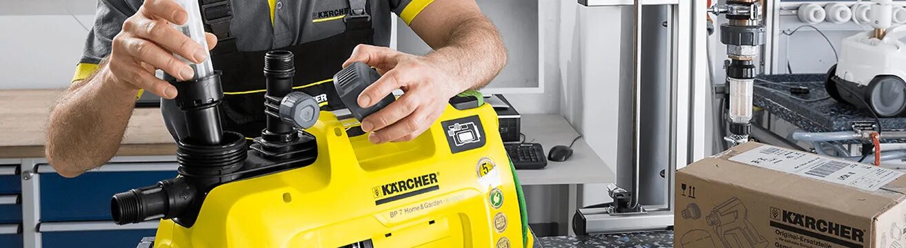 Ремонт минимоек керхер. Керхер Karcher высокого давления. Насос мойки высокого карчер давления Керхер. Кархер к5.20распридилитель. Помпа для мойки высокого давления Керхер.