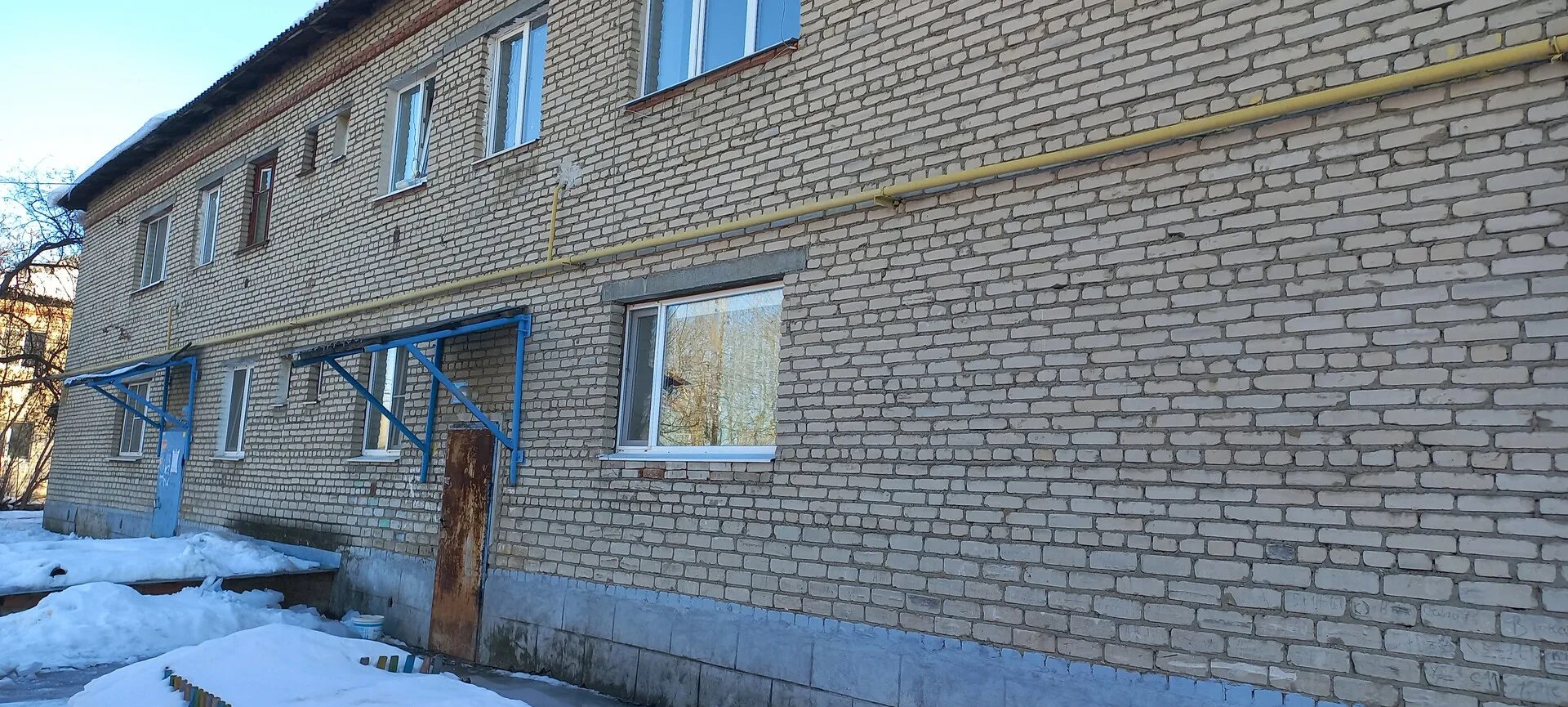 Главная 30 екатеринбург. Большой исток ул. Пенза ул рабочая. Труда 17 фасад. Исток улицы.