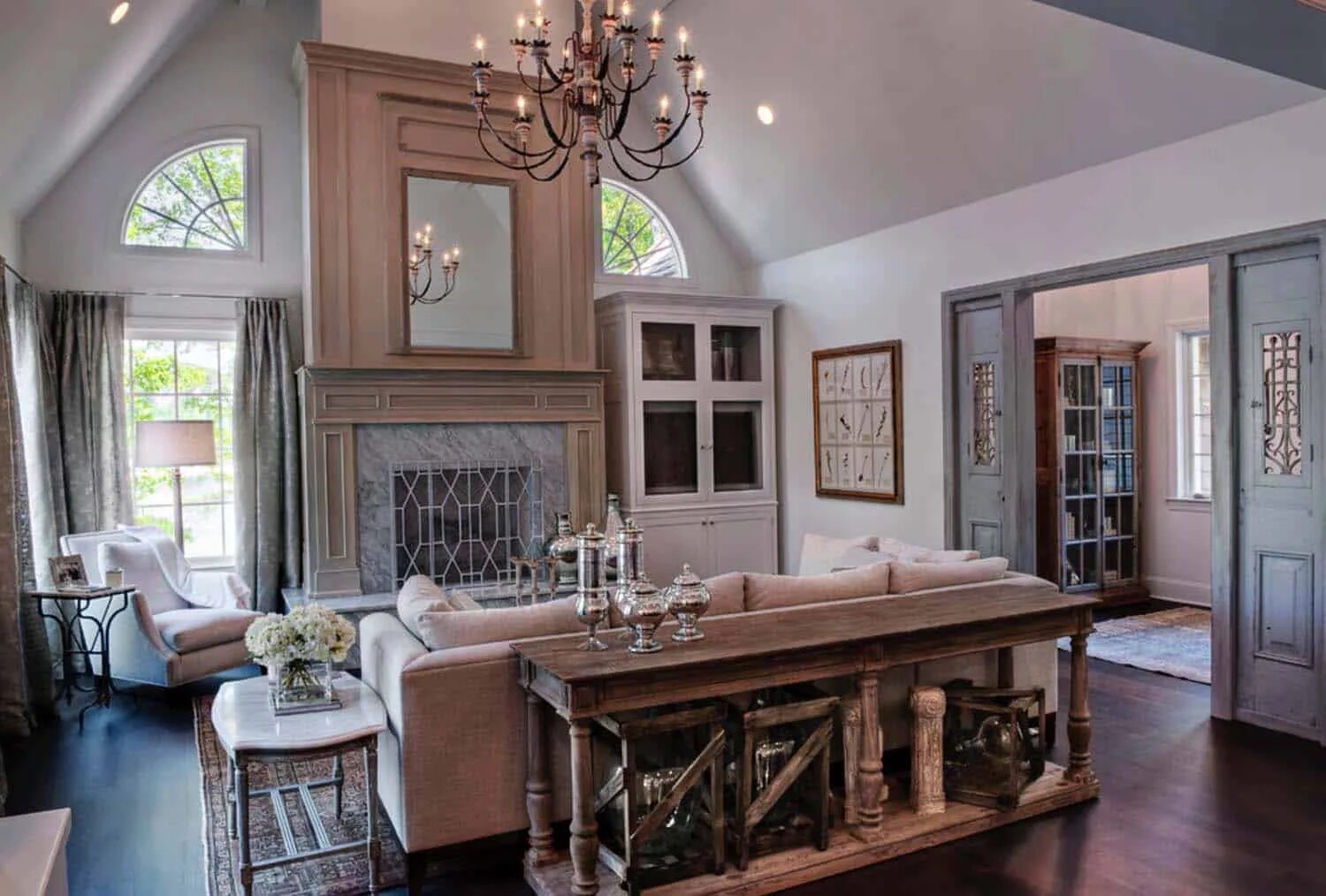 Консоль за диваном в гостиной. Посередине комнаты стоял стол он был. Гдз русский язык 5 кл лидман. Стол за диваном в интерьере. Посередине комнаты стоял стол он был.