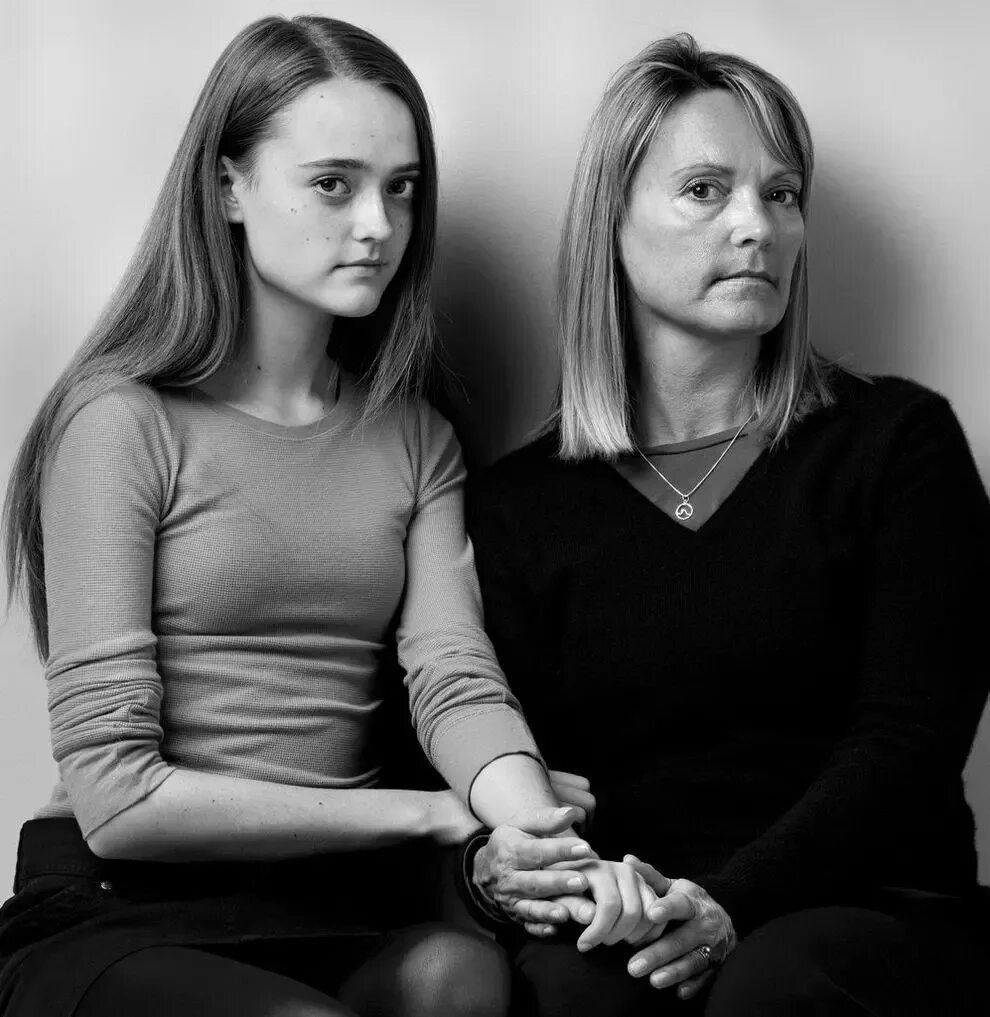 Фотосессия мать и дочь взрослая. Redoxa – a model mother. Model-mother-redoxa рус. Фотосессия с мамой взрослая дочь. Model-mother-redoxa рус.