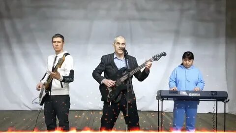 Az групп
