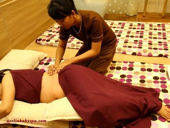 Pregnant massage Plus Plus. Pijat ibu Hamil Indonesia. Pijat Hamil. Video bokep Hamil Spa keluar Air Mini yang bisa di download. Pijat plus plus mbah