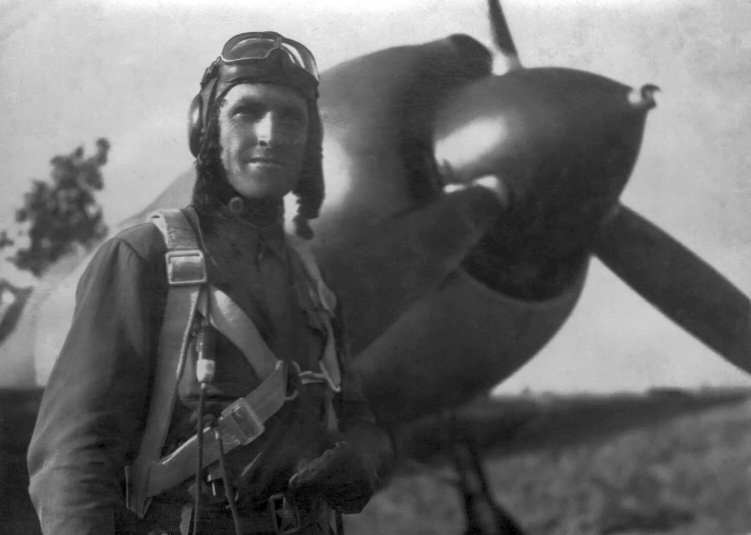 Многим летчикам великой отечественной войны было. Лётчики истребители Великой Отечественной войны 1941-1945. Военные летчики ВОВ.