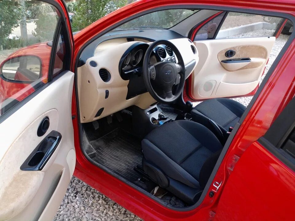 Купить дэу в салоне. Daewoo Matiz 2008 салон. Матиз 2 салон. Daewoo Matiz 2 салон. Матиз 0.8 салон.