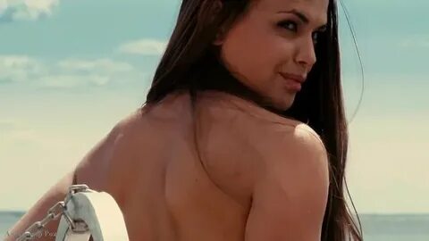 Transeksüel qollarini erkin qollashi mumkin