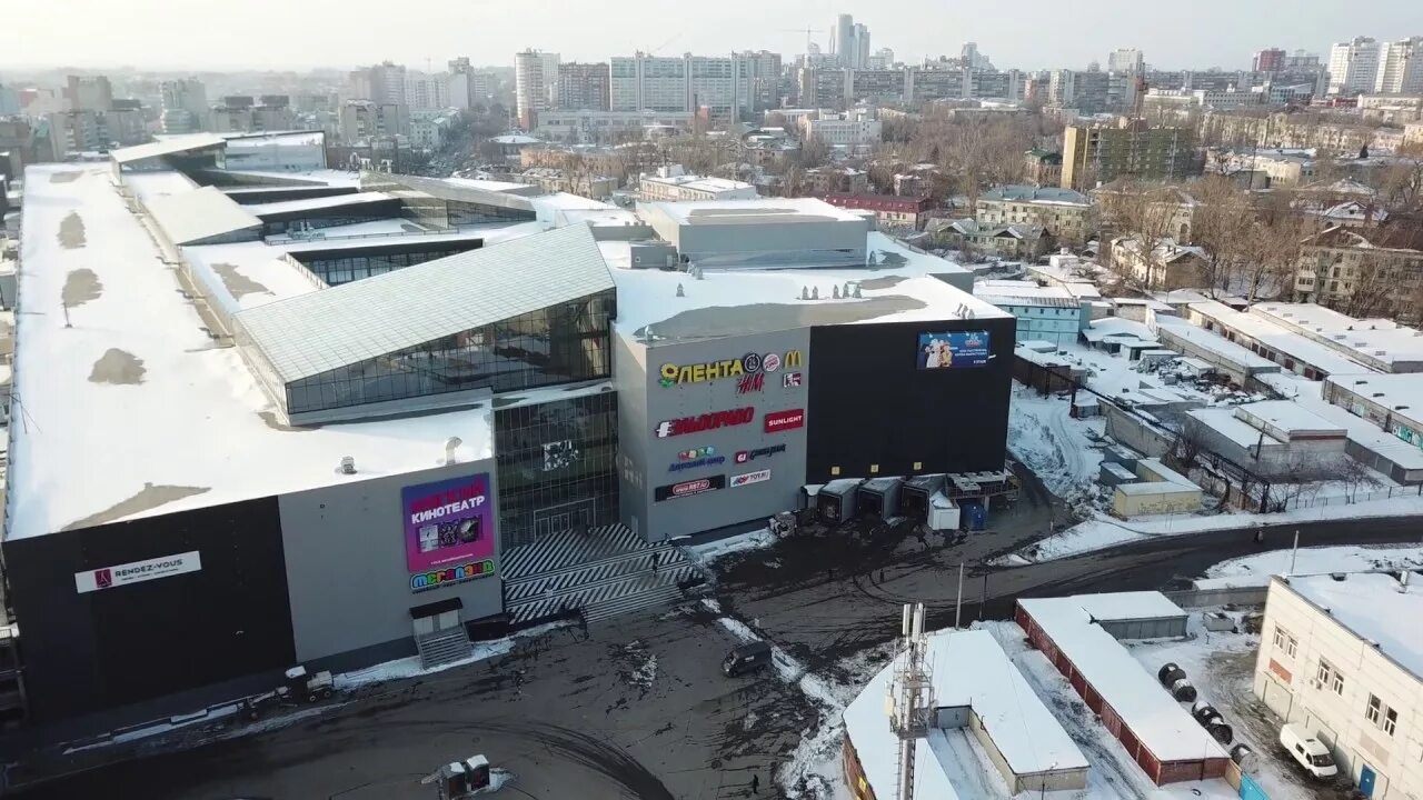 Гудок Самара торговый центр. Парковка Эль Рио Самара. Торговый центр el Rio Самара. ТЦ гудок Самара парковка. Гудок сеанс кинотеатр