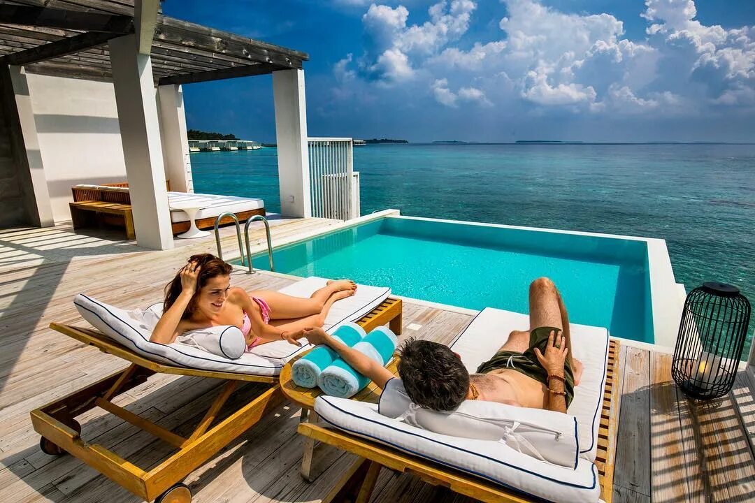 Роскошь друзья. Виктория боня и алекс смерфит. Богатая жизнь семья. Роскошь друзья. Жить в роскоши.