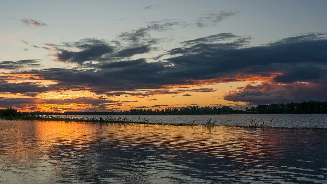 Река ирты́ш в казахстане. Река иртыш омская область. Реки россии иртыш. Иртыш тюменская область. Демьянское река иртыш.