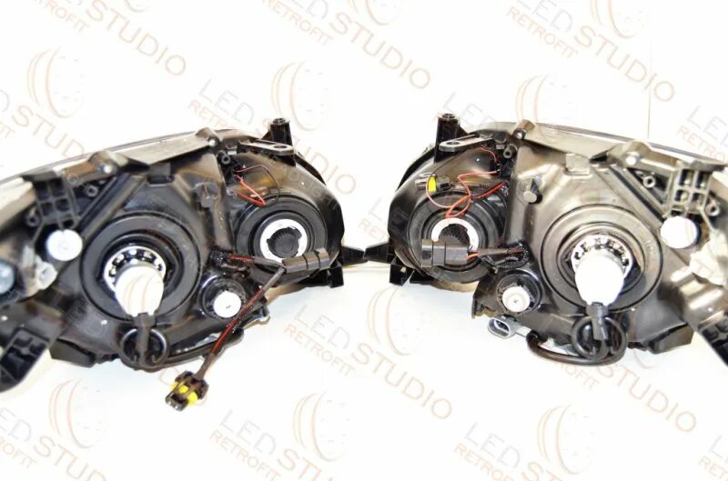 Лампы фар тойота королла 150. Фары toyota corolla e70. фары toyota corolla 150. corolla e150 фара. корректор фар королла 150.