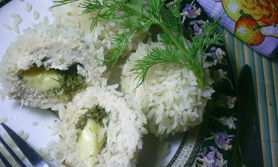 Куриные ежики с рисом. Ёжики с рисом басмати. паровые ежики с рисом. ежики паровые с рисом в пароварке. ежик начиненный рисом.