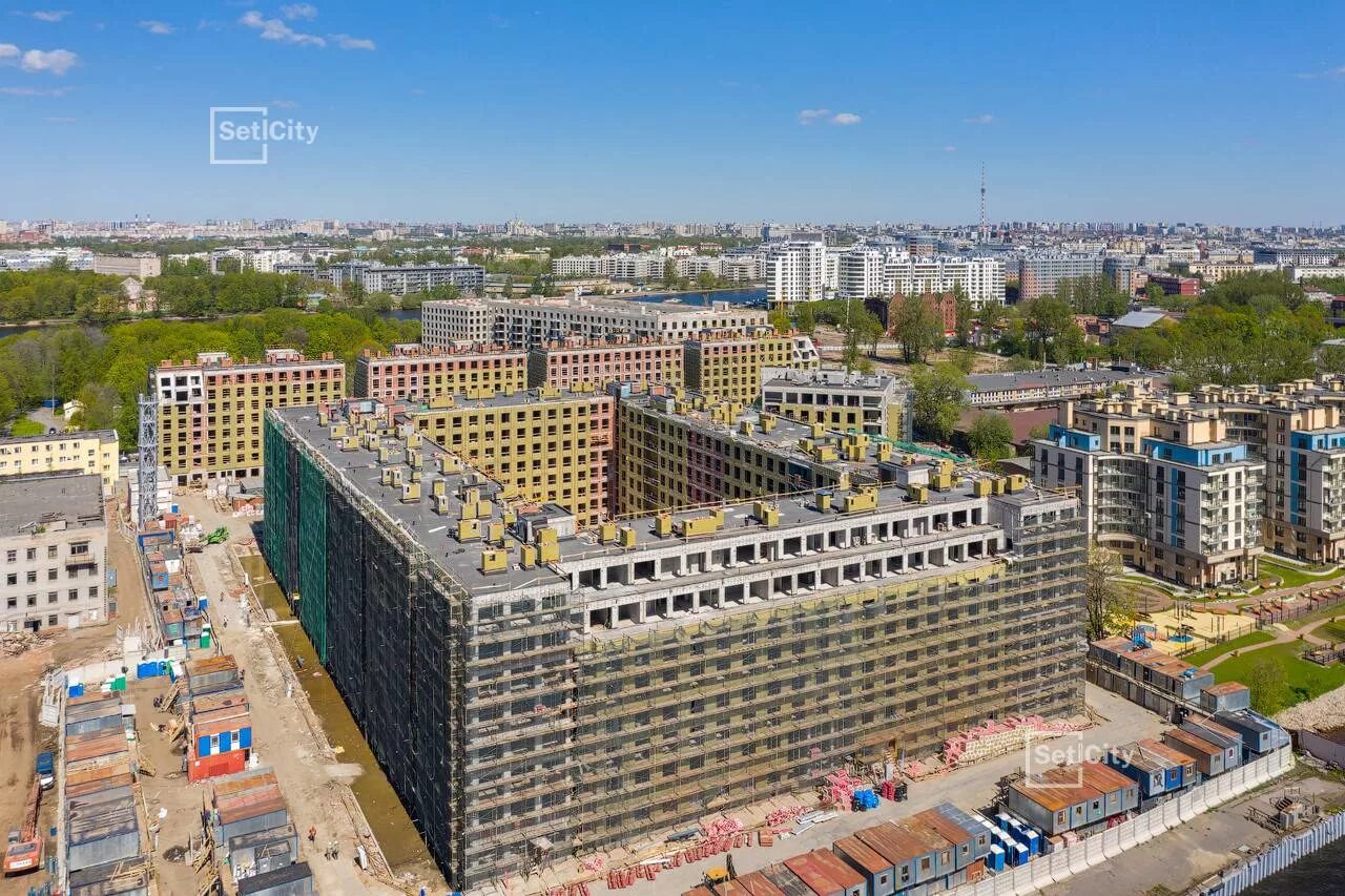 Петровский квартал на воде. ЖК Петровский квартал. ЖК квартал на воде ход строительства. Петровский квартал на воде ЖК двери МОП.