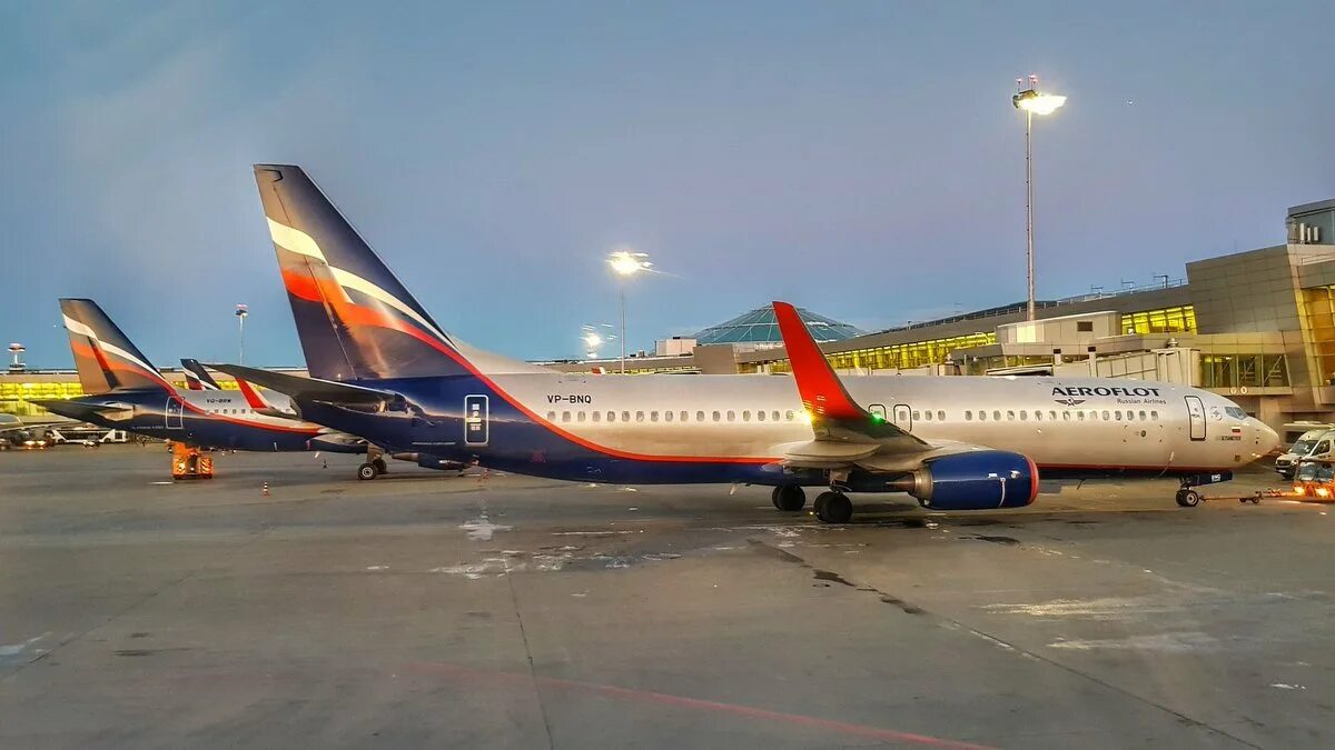 грузовой терминал шереметьево карго схема. как добраться в аэропорт шереметьево из москвы. холидей экспресс москва аэропорт шереметьево. шереметьево внуково маршрут. схема шереметьево с аэроэкспрессом.