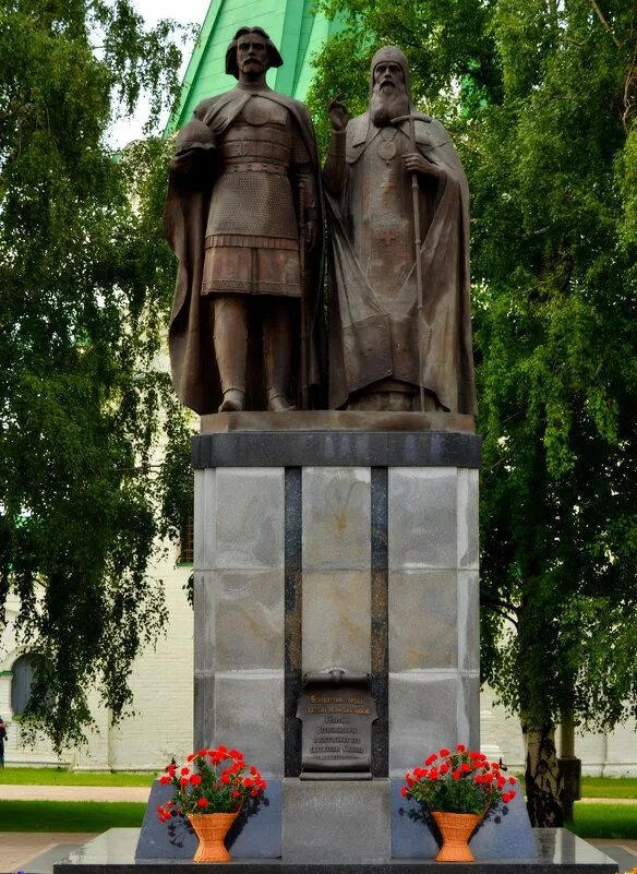 Портрет юрия всеволодовича основателя нижнего новгорода. Памятник юрию всеволодовичу в нижнем новгороде. Памятник князю юрию всеволодовичу в нижнем новгороде. Памятник юрию всеволодовичу в нижнем новгороде. Памятник георгию всеволодовичу в нижнем новгороде.