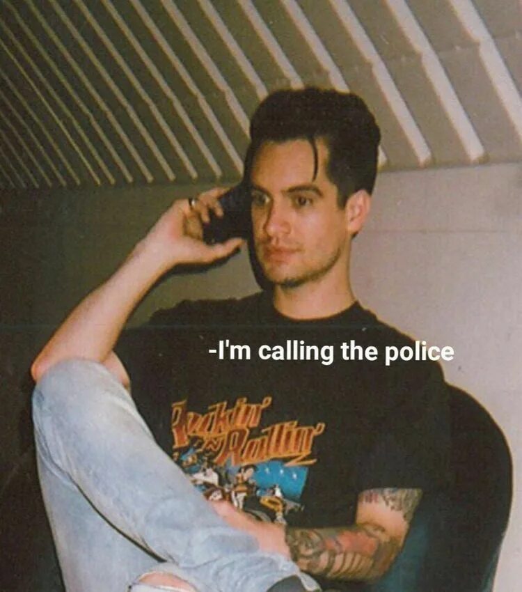 Im calling the Police. I'M calling the Police. Мем i Call the Police. Ме im calling the Police. We call to police