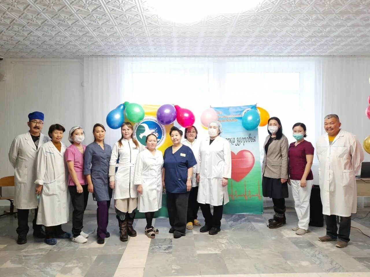 Медобследование. Медосмотр якутск. Медицинские комиссии в школах. Медосмотр якутск. Медосмотр у врача.