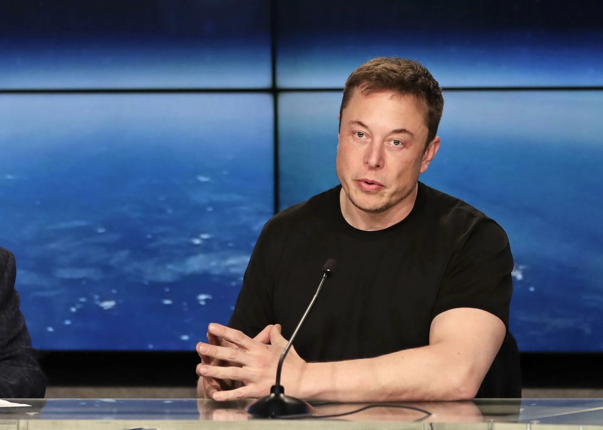 Илон маск об интервью. Илон маск. элон маск фото. elon musk 2025. elon musk 1999.