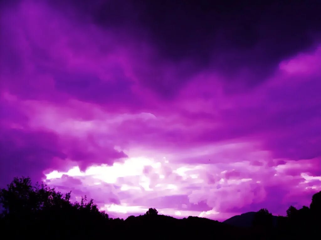 Разные фонки. Фиолетовое небо. Красивое фиолетовое небо. Сиреневое небо. Темно фиолетовое небо.