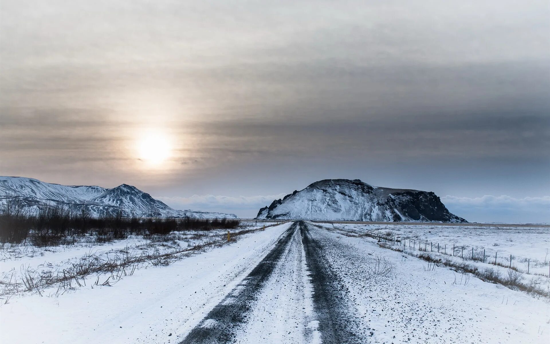 Сон дорога снег. Зимняя дорога. Заснеженная дорога. Зимняя дорога панорама.