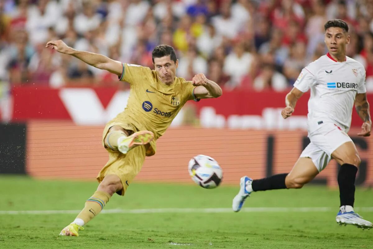 Левандовски 5 голов. Роберт левандовски. 5 голов. Левандовски пента трик. Левандовский бавария.