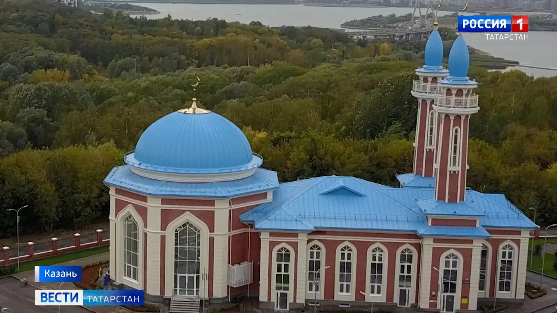 Мечеть рауза на сеченова казань. Мечеть рауза на сеченова казань. Мечеть рауза. Мечеть ахмад заки казань залесный. Минниханов в мечети.