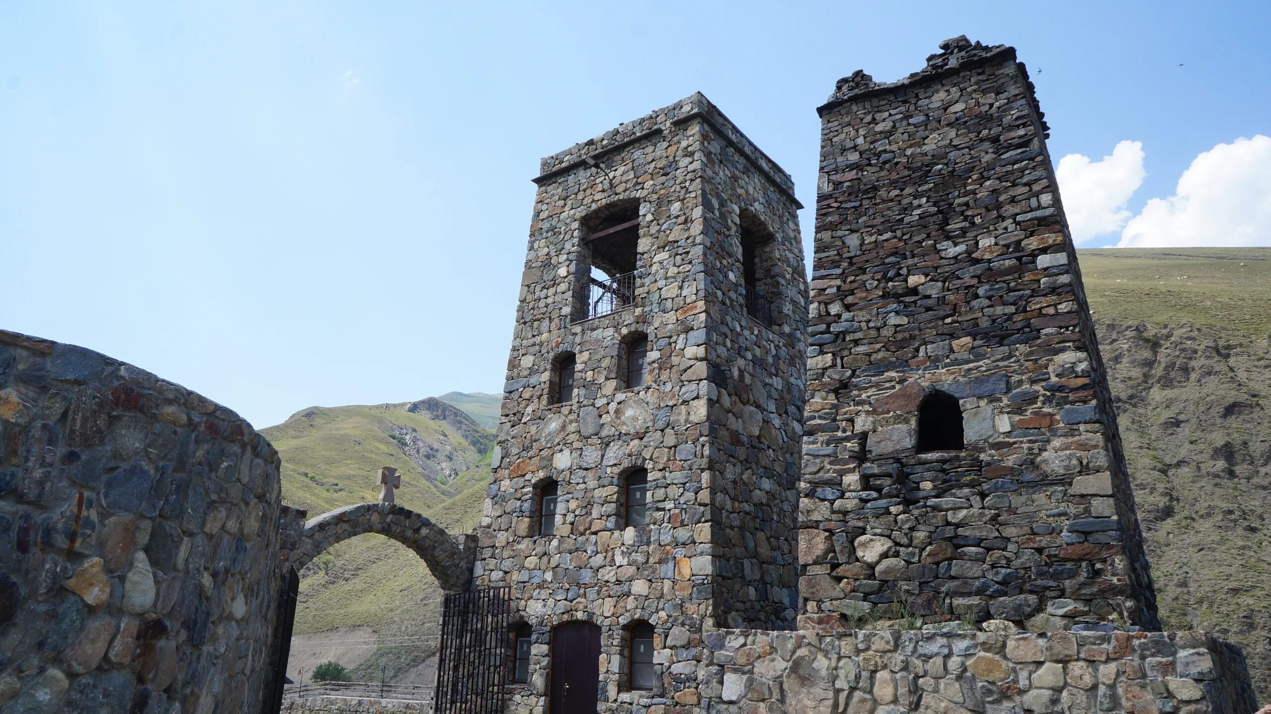 Село хидикус алагирский район северная осетия. Село хидикус северная осетия монастырь. Ныхас лац. Хидикус фото. Хидикус аул.