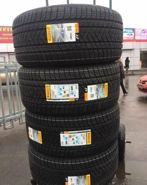 285 40 r22 купить. 285/40 R22. 285 40 22 Pirelli. 285 35 R21 на Ауди. Колёса 285 40 22.