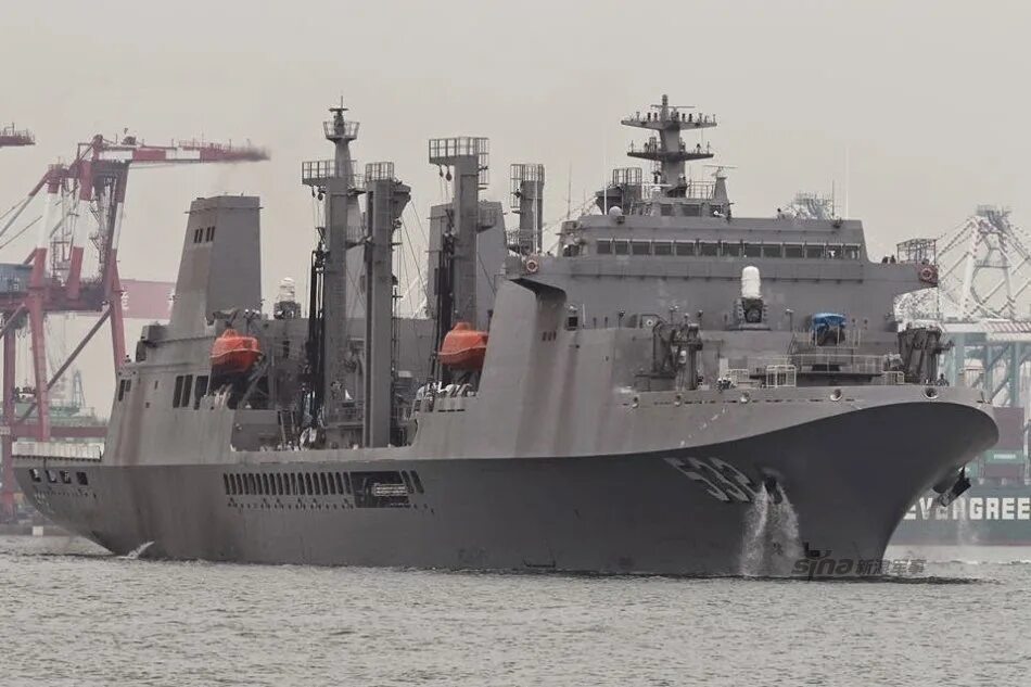 Корабль комплексного снабжения (ккс) «березина». S. Китайское океанографическое судно. Hudong zhonghua. Шанхайский корабль.