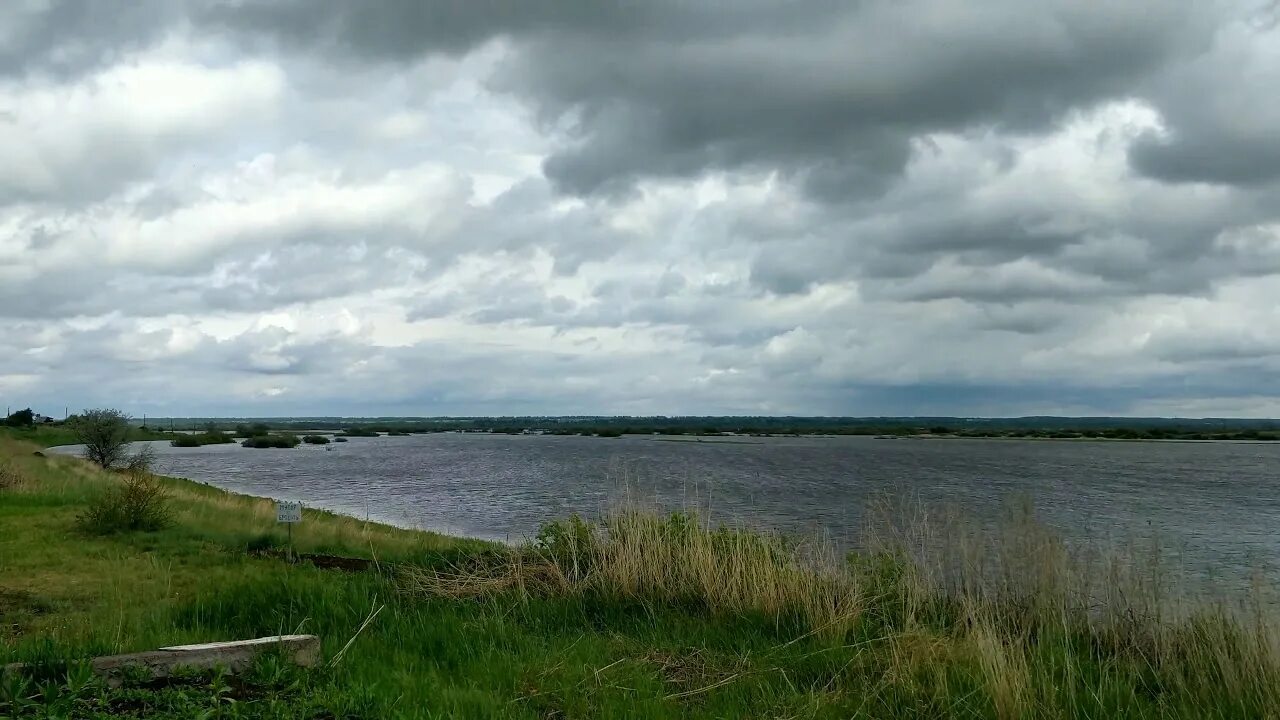 Камень на Оби природа. Алтайский край город камень на Оби достопримечательности. Река Обь камень на Оби. Набережная камень на Оби. Канал камень на оби