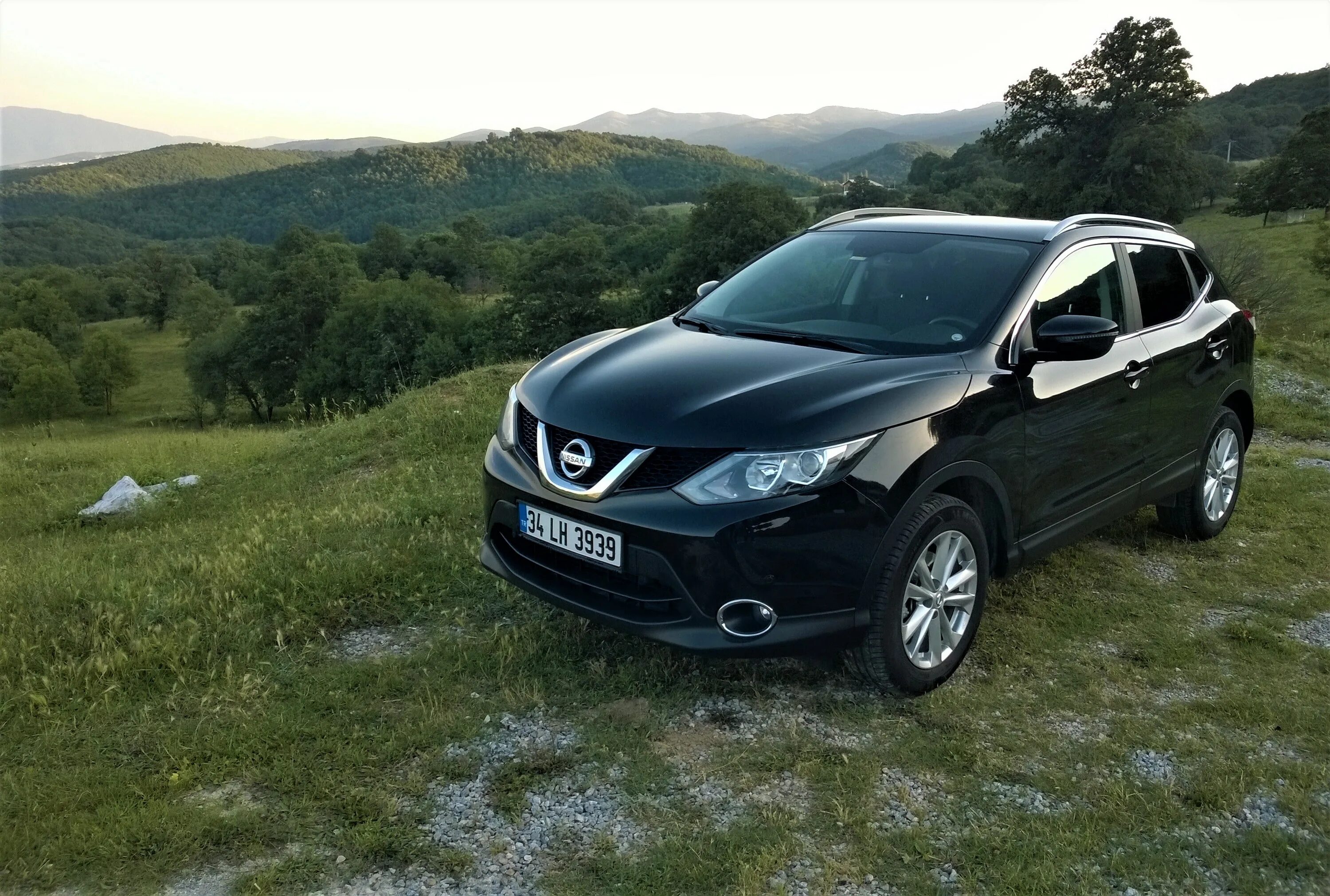 Nissan qashqai j11. Nissan qashqai 2011. Nissan qashqai 2014. Ниссан кашкай 6 ступенчатая. 6.