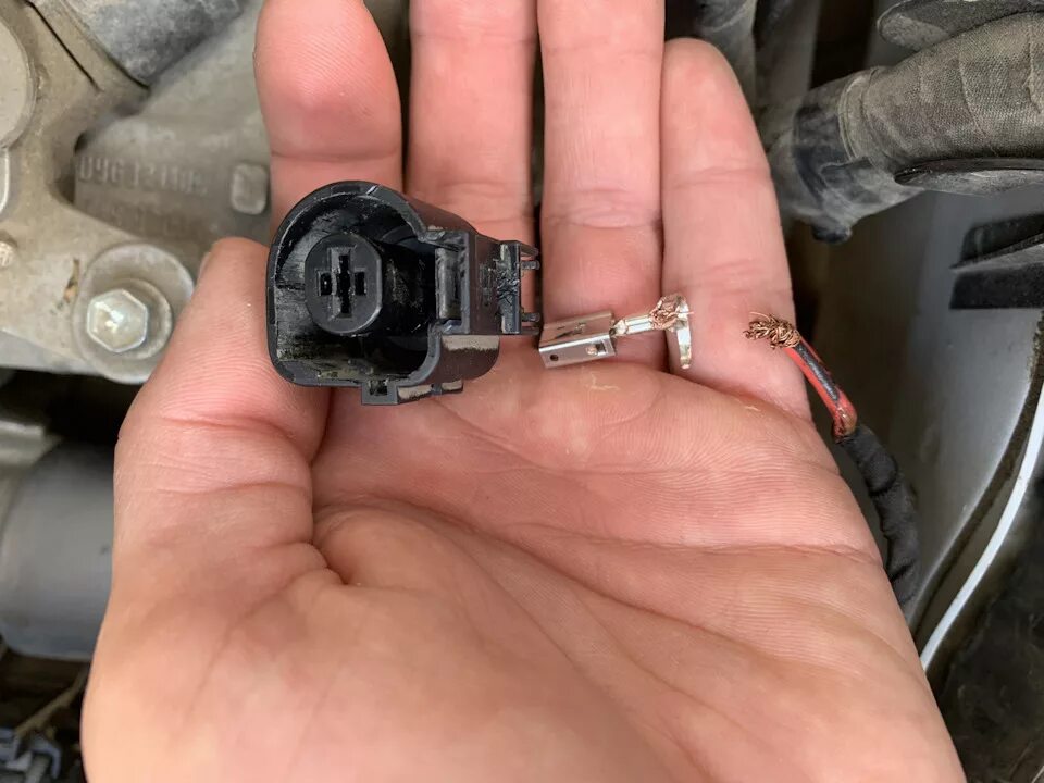 Фишки поло. Фишки поло. Обогрев сидений с кнопкой vw polo. Фишки поло. Фишка поворотника поло седан.