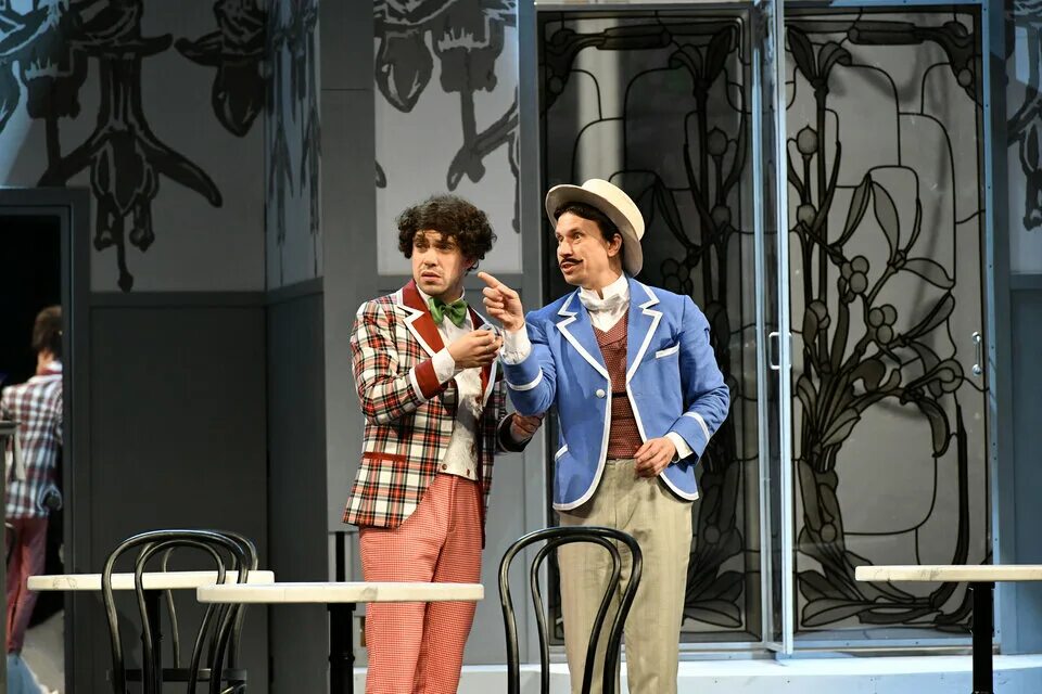 Низаметдинов опера в ночь лунного затмения. Афиша уфа театры февраль 2024. 16 октября тюз. Афиша театра. Вредный элемент спектакль уфа.