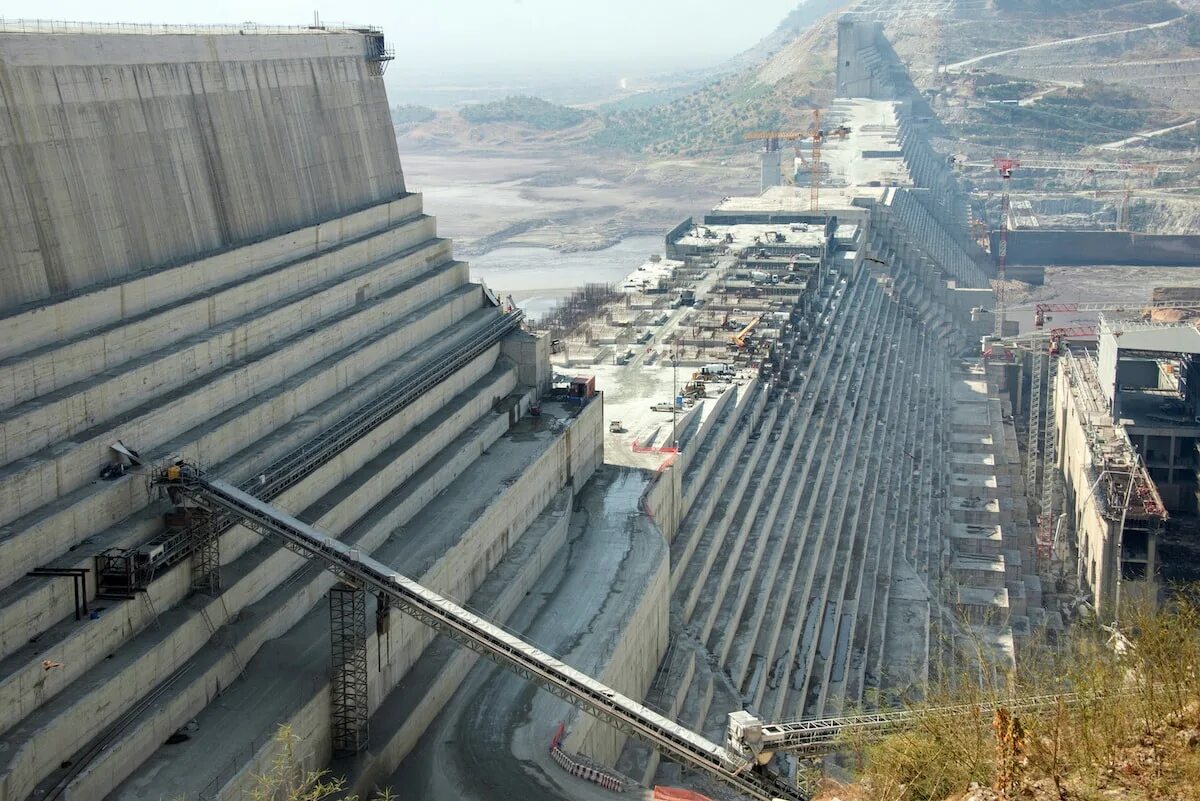 Самая большая платина. ГЭС Хидасэ Возрождение Эфиопия. Плотина Хидасэ Эфиопия. Хыдасе (ГЭС). Гидроэлектростанция Хидасэ.