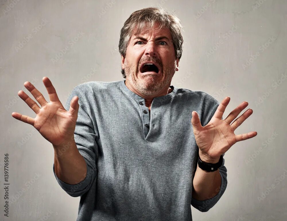 Scar e. Мужчина страх. парень боится. scared man. frightening man.