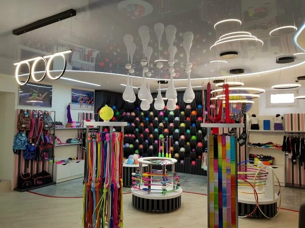 магазин товаров для гимнастики. магазин товаров для художественной гимнастики. витрина магазина гимнастика. москва товарищеский переулок 17 магазин спорт профессионал. магазин для гимнастики в москве.