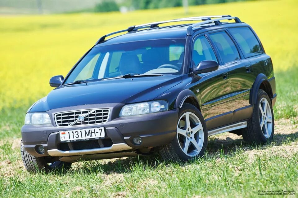 Volvo xc70 поколения. Volvo xc70 2. Volvo xc70 2000. Вольво хс70 2006. Volvo xc70 p2.