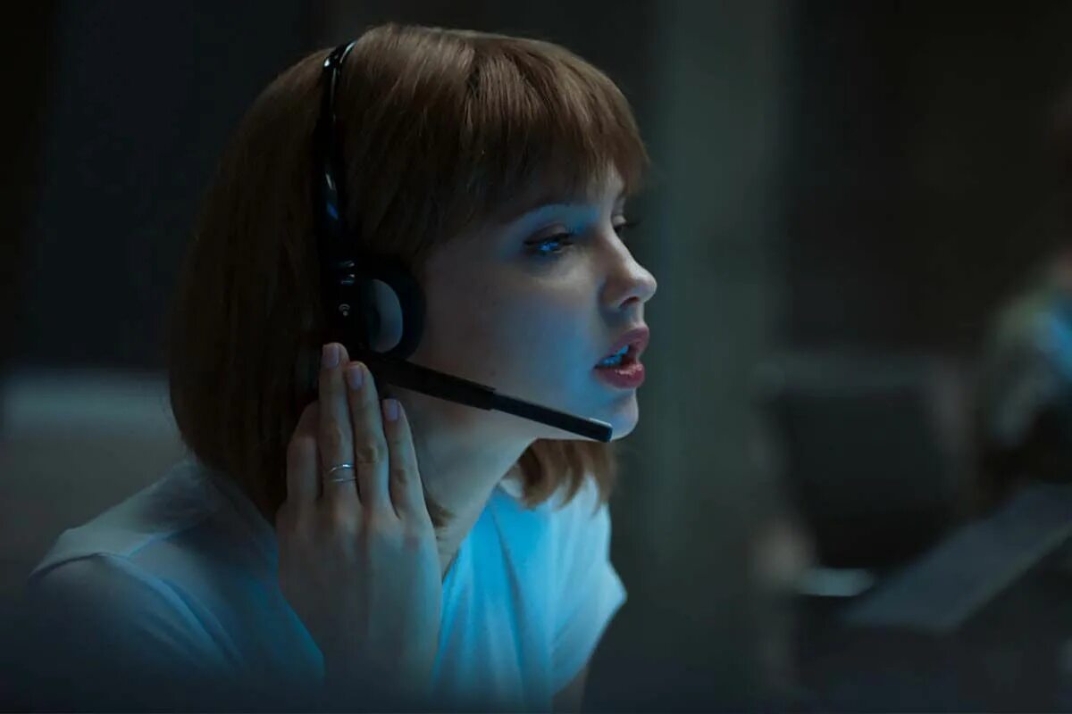 Работник колл центра. Колл центр россия. Сотрудник колл центра. Колл центр сегодня 22 00. Информирование и общение.