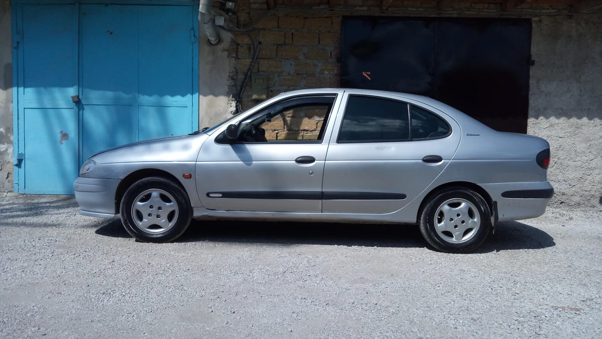 Рено Меган 1 1998. Renault Megane 1998. Рено Меган 1998г. Рено Меган 1998 седан.