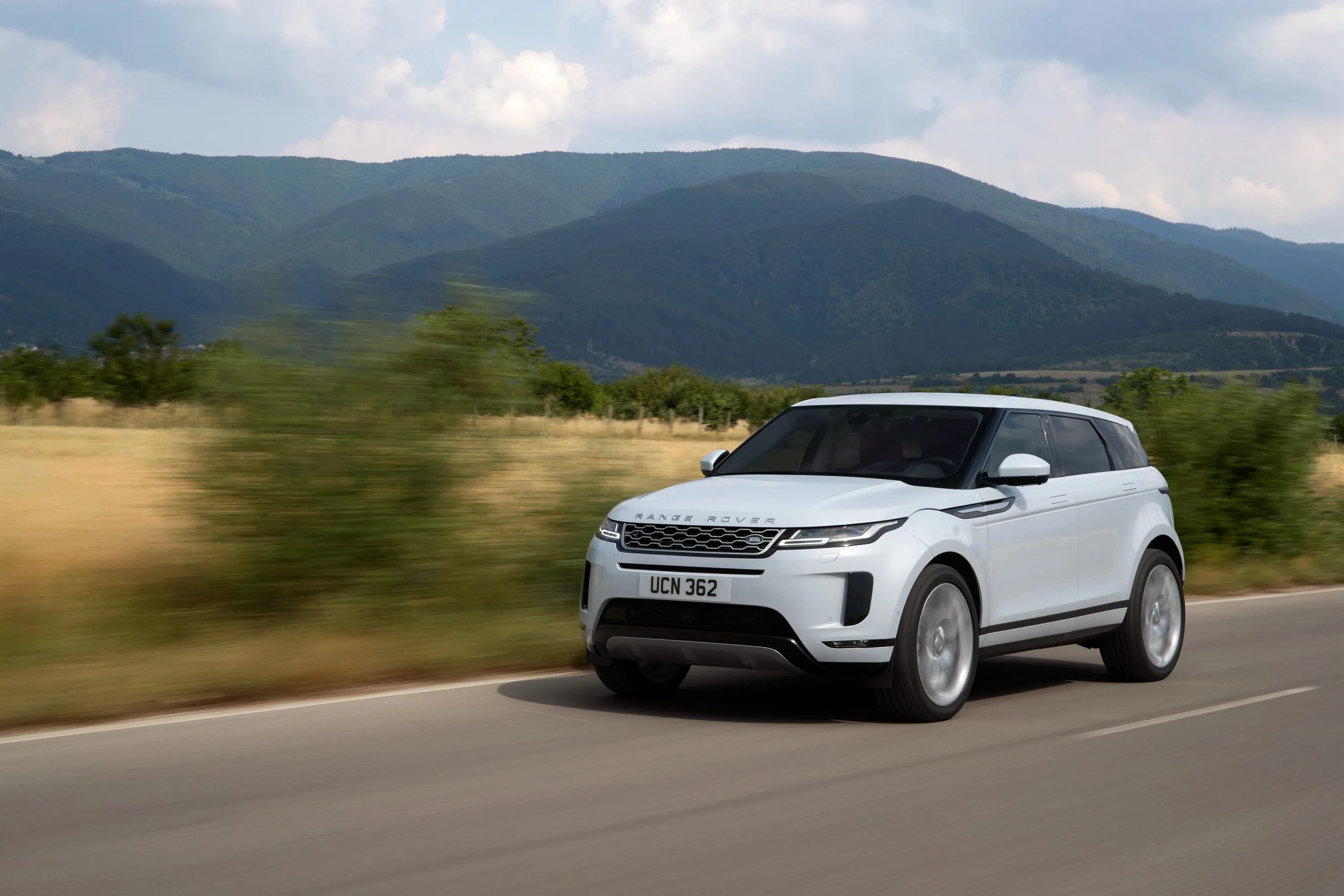 Рендж ровер эвок 2019. Range rover evoque 2. Рендж ровер эвок 2019. Рендж ровер красный 2019. Range rover evoque 2019.