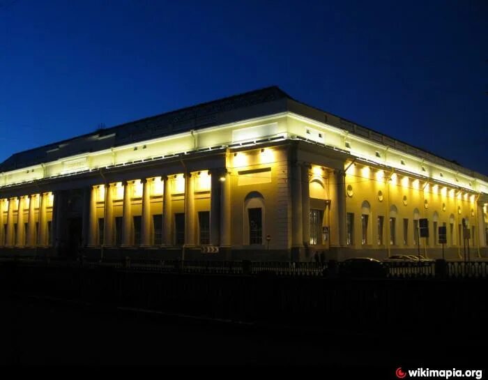 Корпус бенуа адрес. Корпус Бенуа в Санкт-Петербурге. Русский музей, корпус Бенуа, Санкт-Петербург. Михайловский дворец корпус Бенуа в Санкт-Петербурге. Русский музей корпус Бенуа.