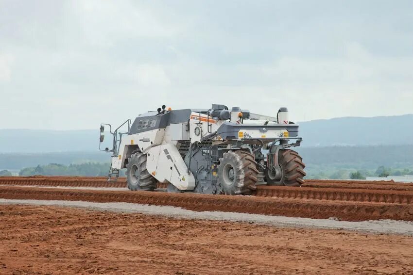 Ресайклер техника. Ресайклер wirtgen wr 250. ресайклер wirtgen wr 200. wirtgen wr 250 фреза. ресайклер wirtgen wr 240.