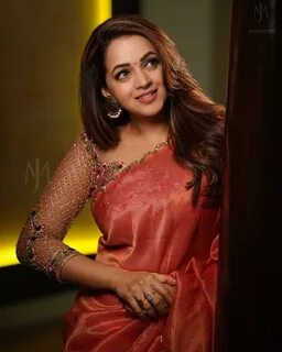 Bhavana in saree hot photos Kollywood actress Bhavana latest photos.