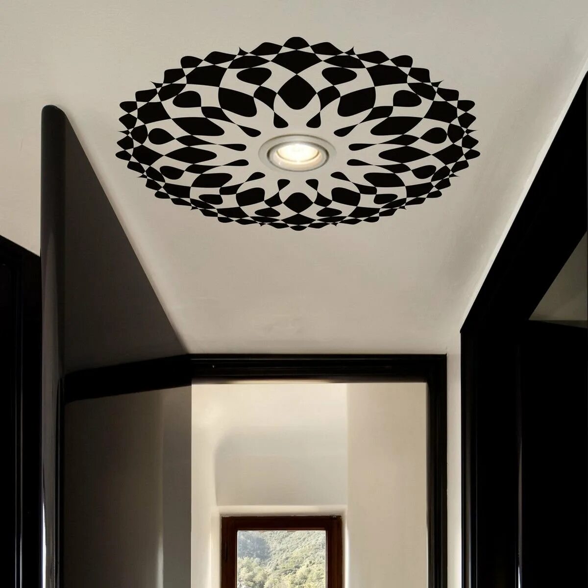 Натяжные потолки. Подвесные потолки с узорами. Декор потолка. Декоративные натяжные потолки. Потолок.