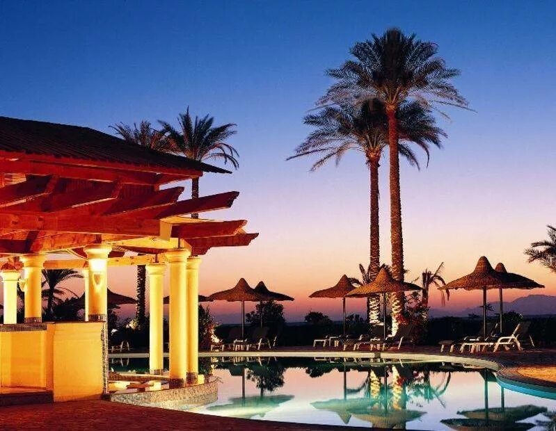 Renaissance sharm el sheikh golden view resorts. Ренессанс отель Шарм-Эль-Шейх. Renaissance Golden view Beach 5 Египет Шарм-Эль-Шейх. Отель Renaissance Golden view Beach Resort. Renaissance Sharm el Sheikh Golden view Beach Resort 5.